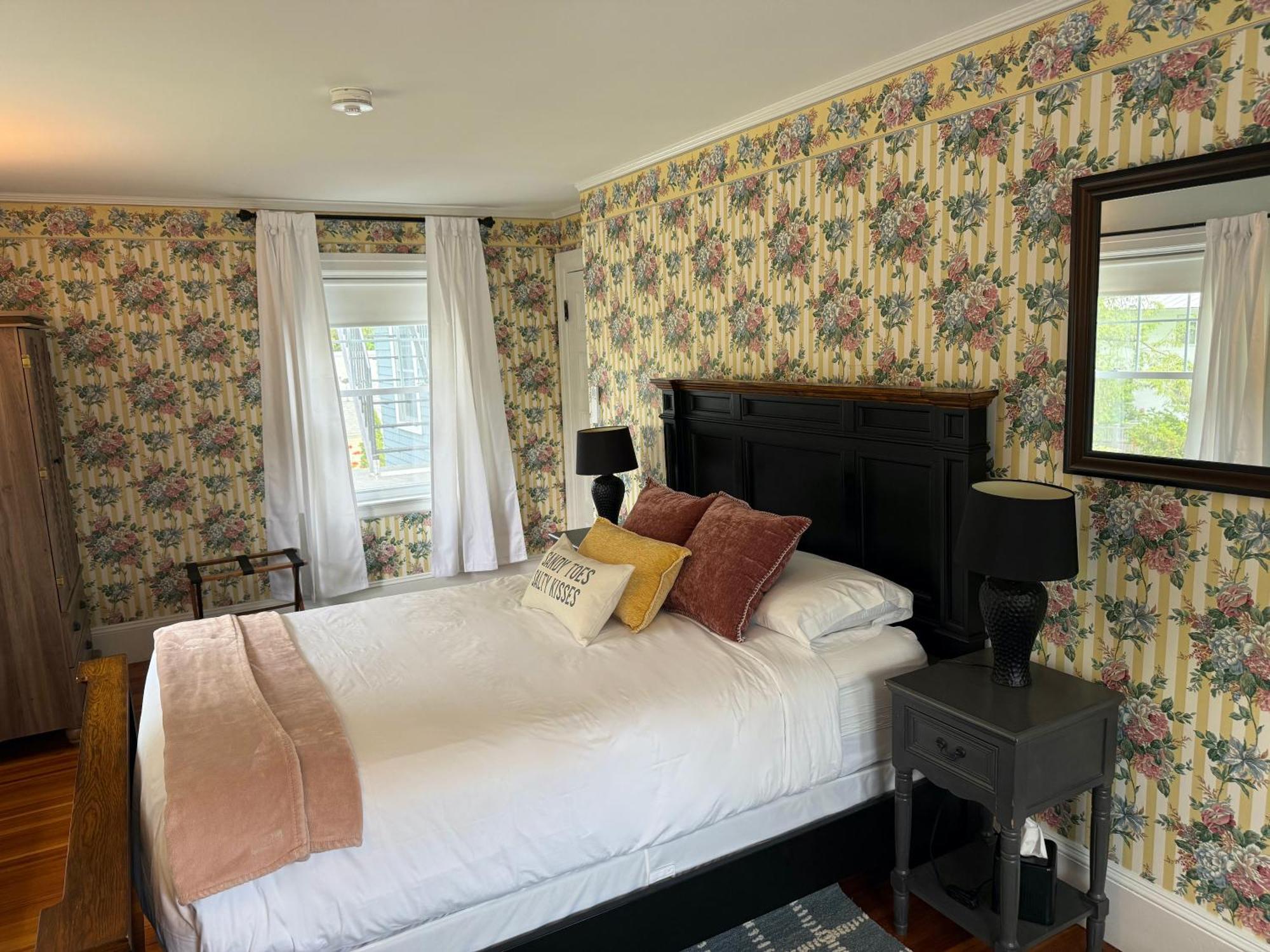 The Harbor Inn 3*